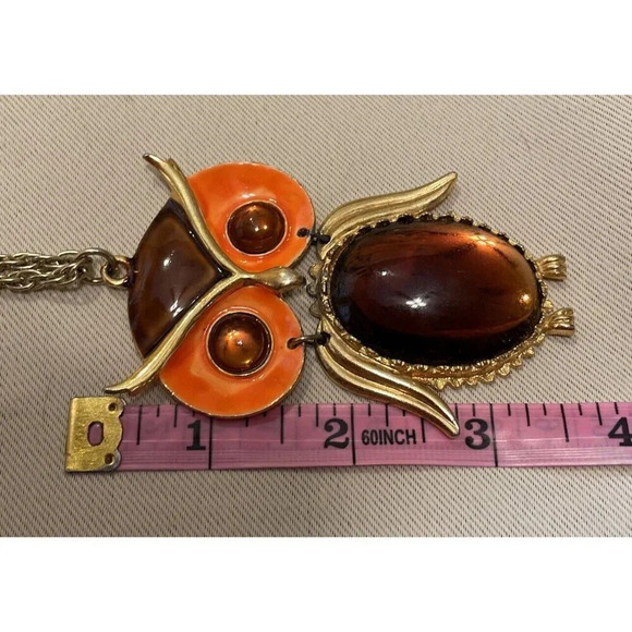 Owl Necklace Lucite Eyes Belly 3D Hinged Gold Tone Articulated Vintage Retro - Picture 5 of 5